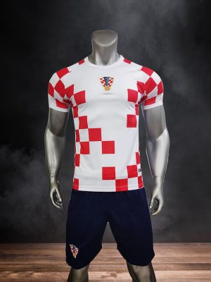 Áo thi đấu bóng đá đội tuyển Croatia sân nhà- Sporter.vn Áo Thi Đấu Bóng Đá Đội Tuyển Croatia Sân Nhà- Sporter.Vn
