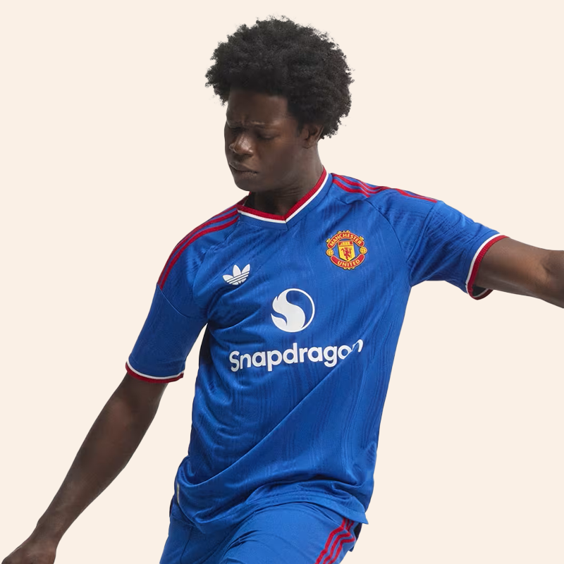 Áo bóng đá Manchester United sân khách 26/27 Áo bóng đá Manchester United sân khách 26/27