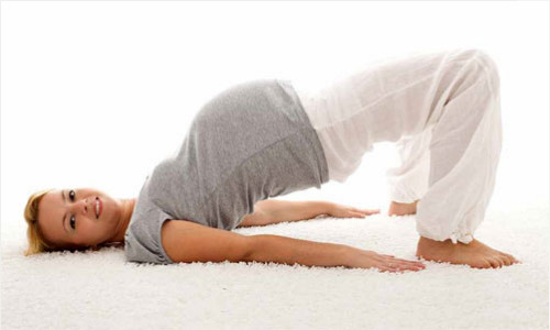Tập yoga khi mang thai
