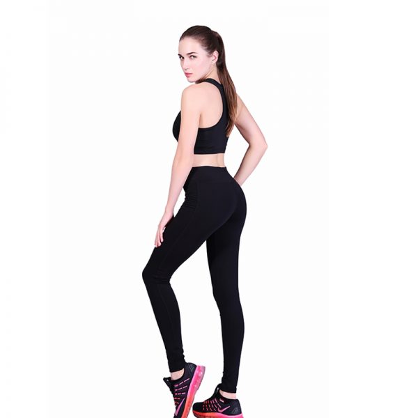 legging rise màu đen