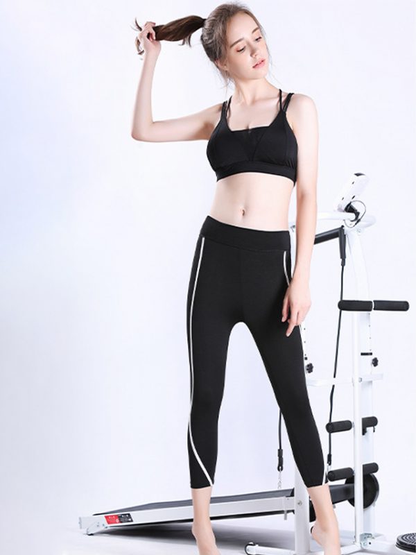 Quần legging lửng shaping đen