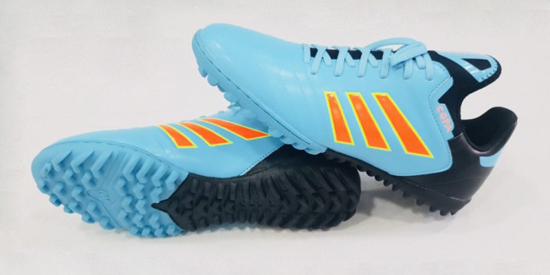 Giày bóng đá nhân tạo Copa màu xanh biển đen