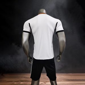 Áo đội tuyển đức sân nhà