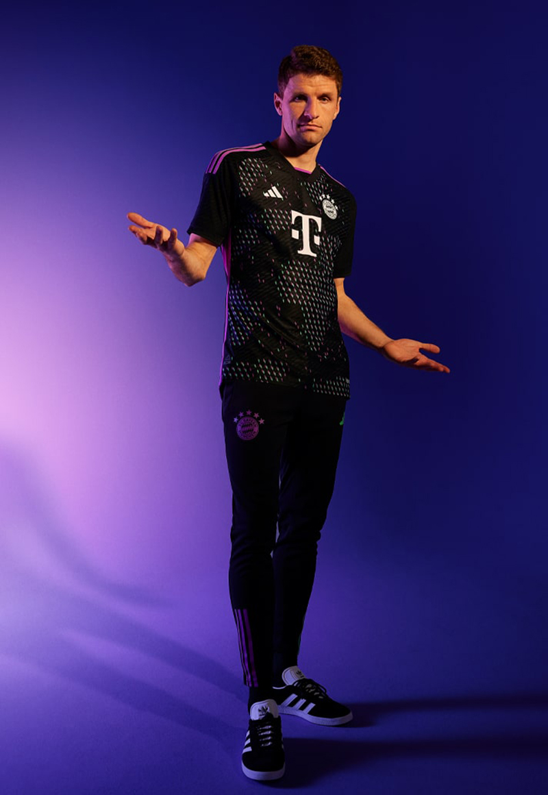 Áo bayern munich sân khách 23/24