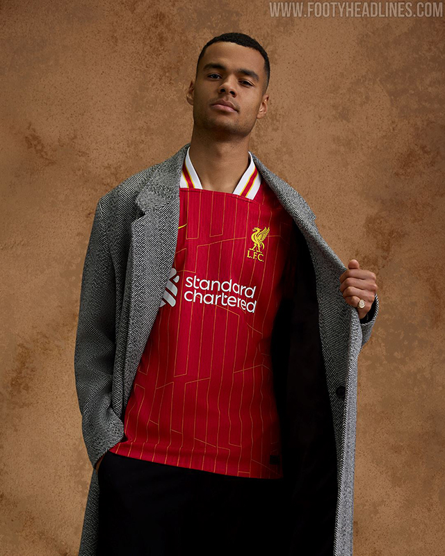 Chính thức ra mắt áo bóng đá Liverpool sân nhà mùa giải 24/25